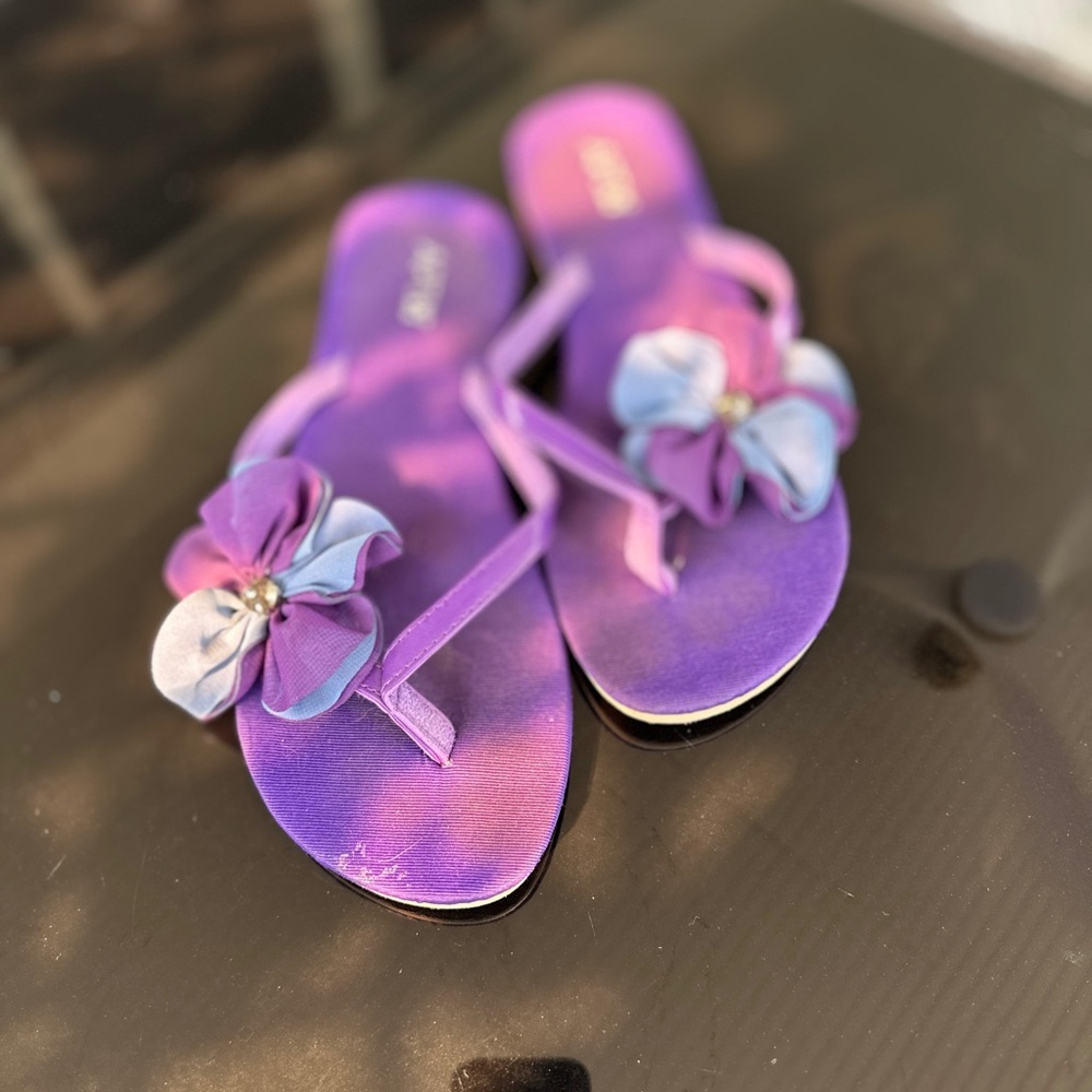 Apt 9 Purple Flip Flops with Bow Accent